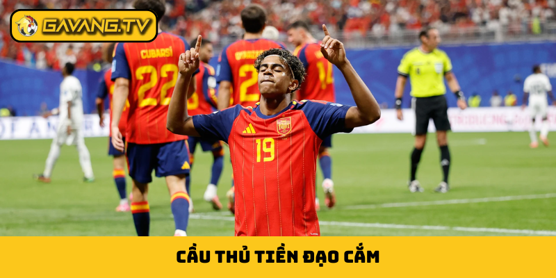 tiền đạo cắm