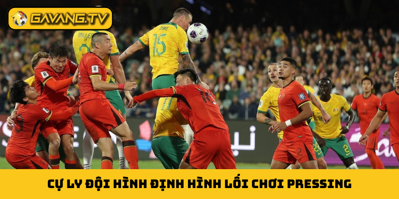 Cự ly đội hình định hình lối chơi pressing
